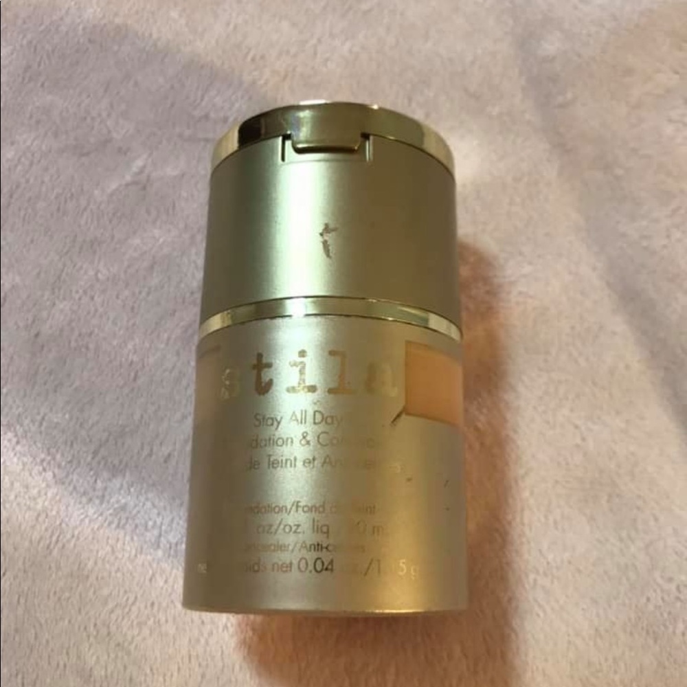SOLD! Stila Stay All Day Foundation and Concealer